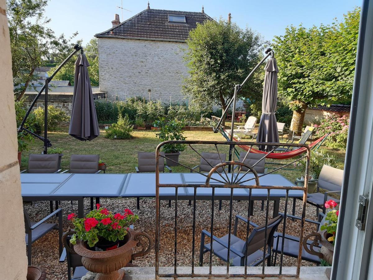 Bed and Breakfast Le Couvent En Bazois Châtillon-en-Bazois Exterior foto